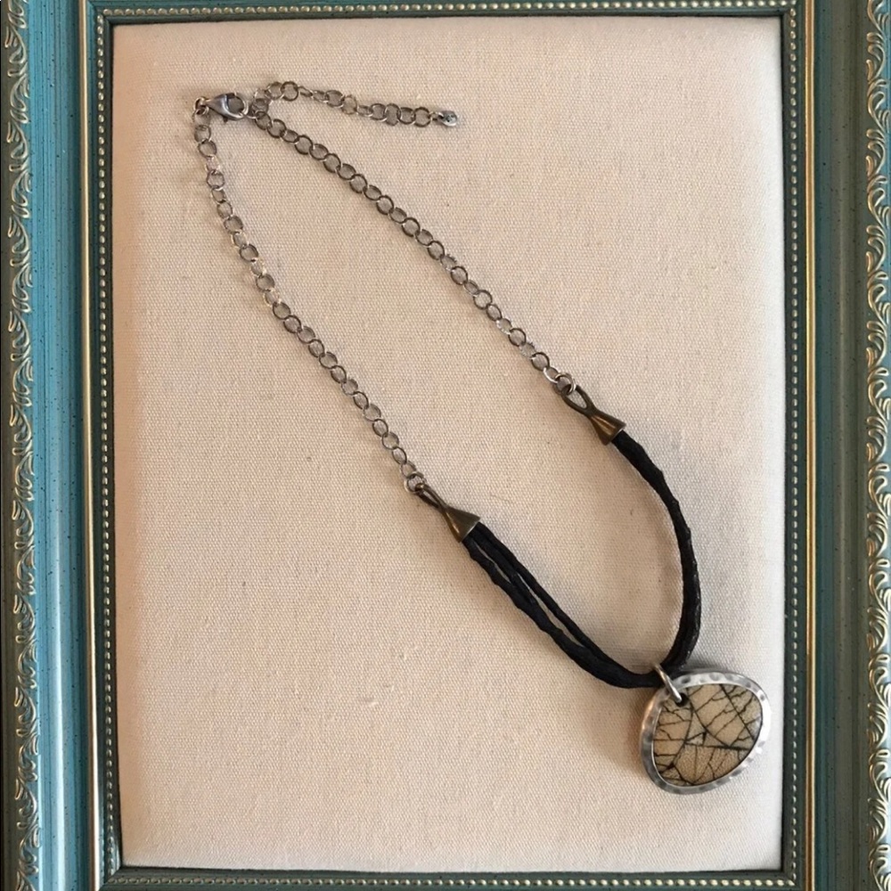 ❤️ Silpada Resin Bamboo Pendant Necklace